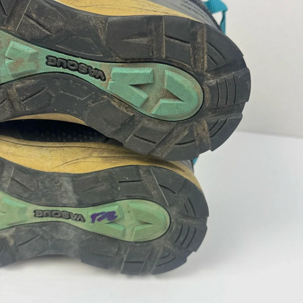 Vasque Kids Waterproof Hiking Boots Charcoal Grey Teal 7252 Size 1 US Kids